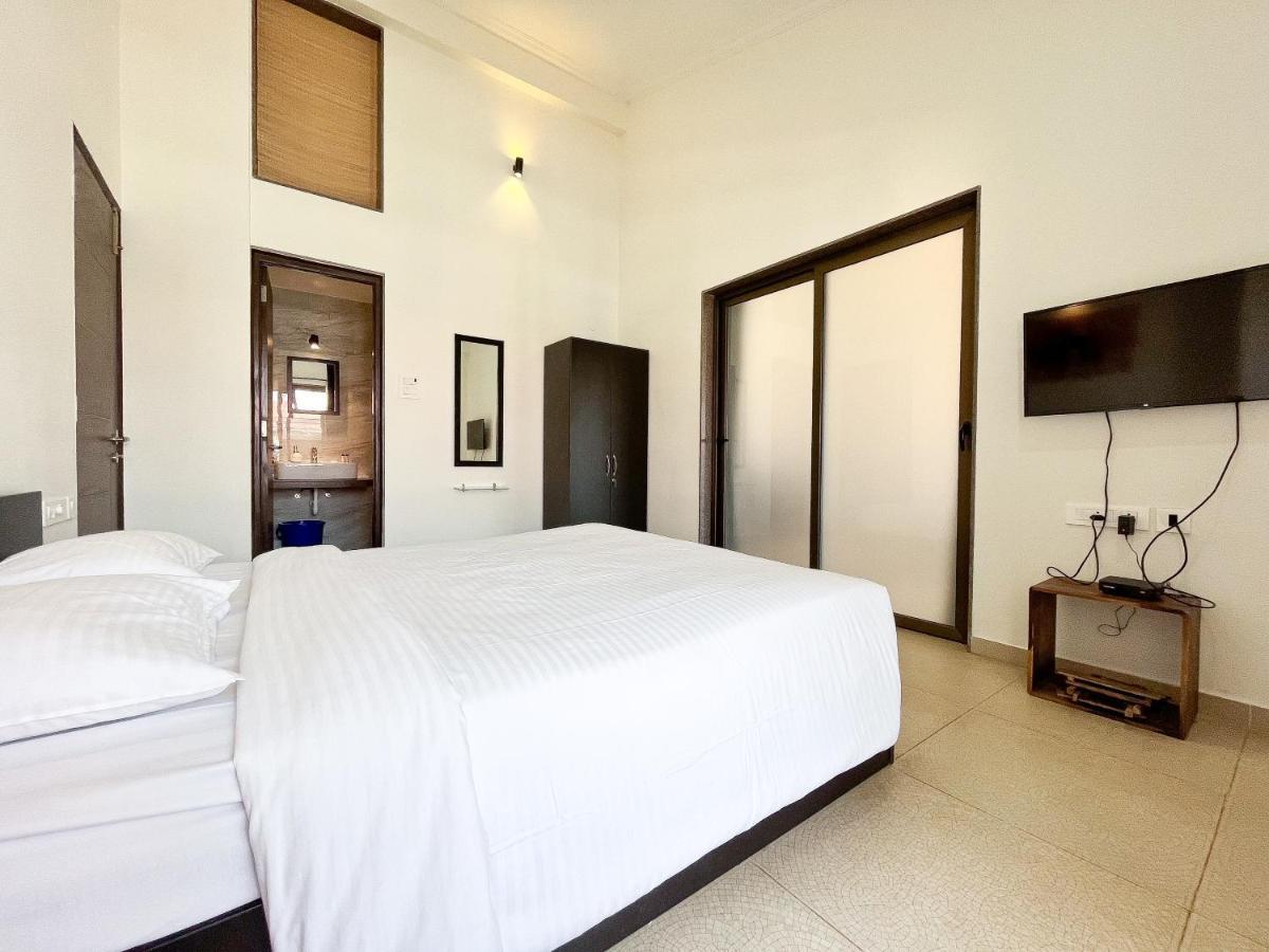 Acron Seawind Baga Arpora Apartment Calangute Exterior photo
